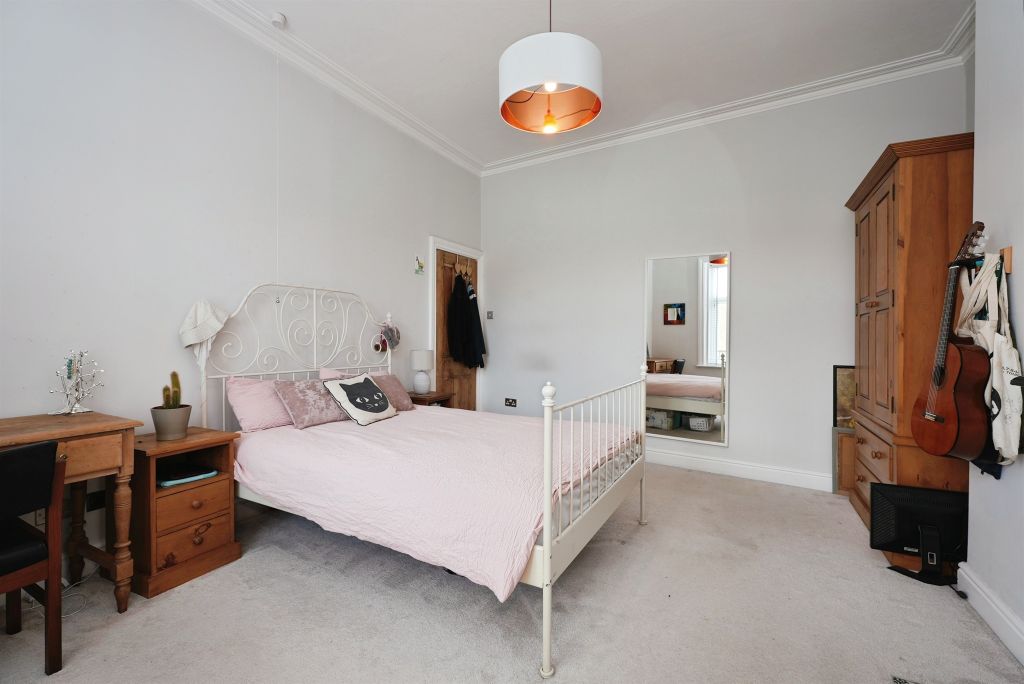 Additional image 10 of 4 bed end terrace house for saleBradford Road, Brighouse HD6