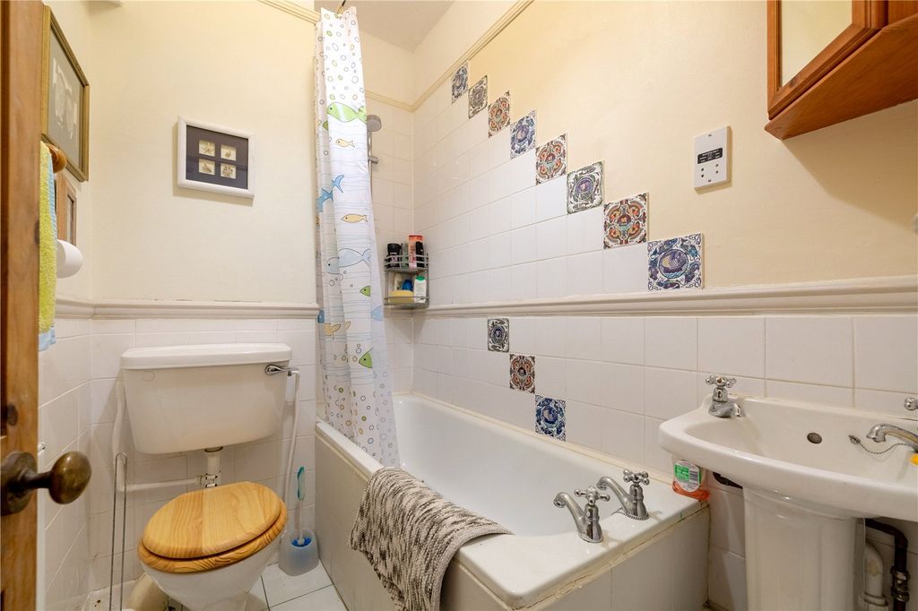 Additional image 11 of 1 bed flat for saleIrsha Street, Appledore, Bideford EX39