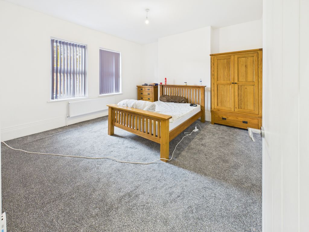 Additional image 14 of 4 bed semi-detached house for saleTaunton Road, Bridgwater TA6