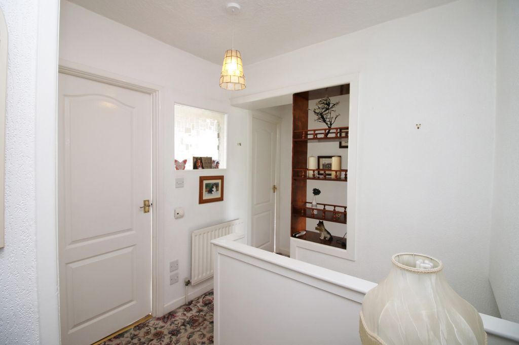 Additional image 14 of 3 bed flat for saleDevonshire Road, Blackpool FY2