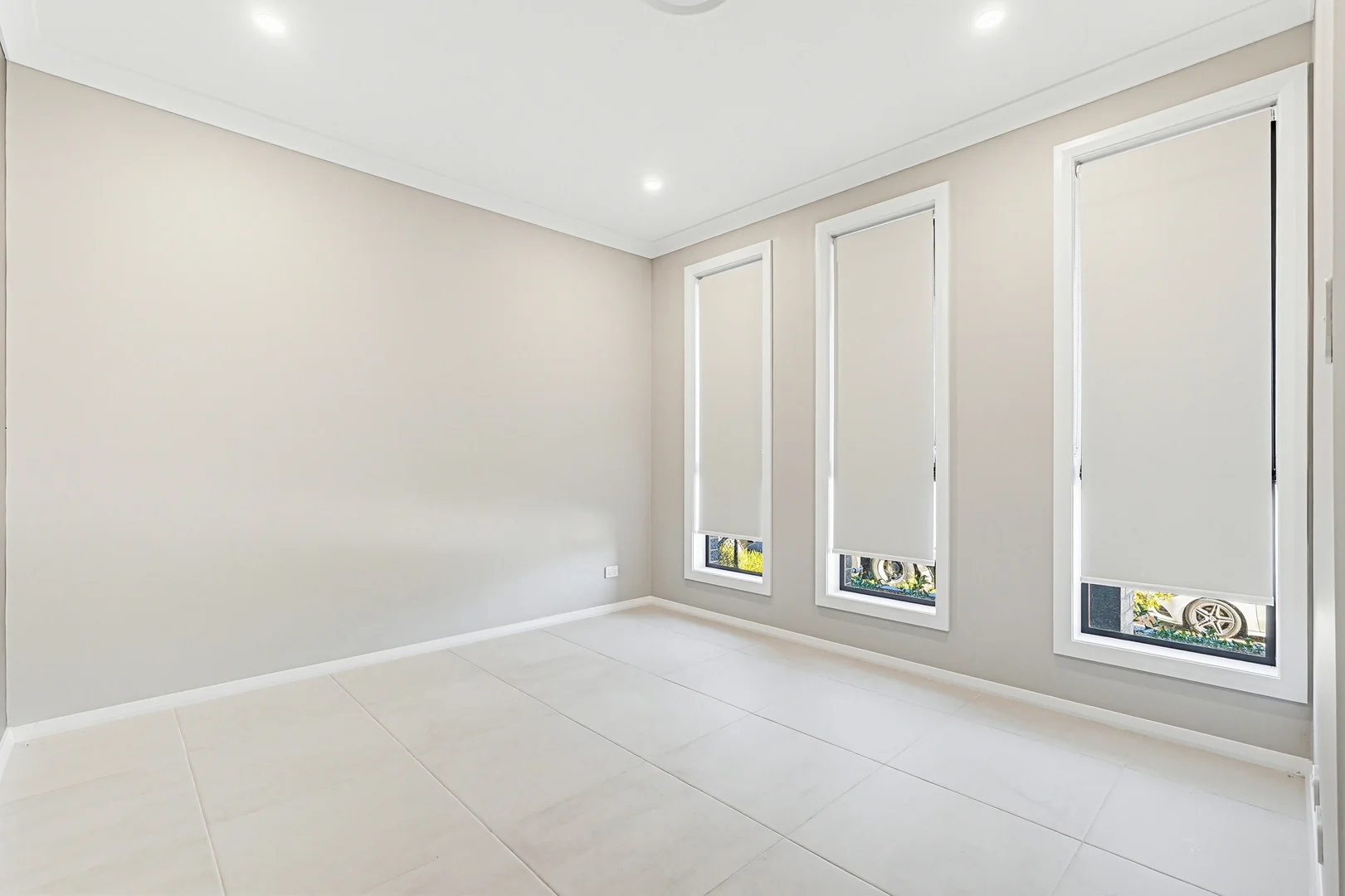 91 Eighth Avenue, Austral NSW 2179 photo 2
