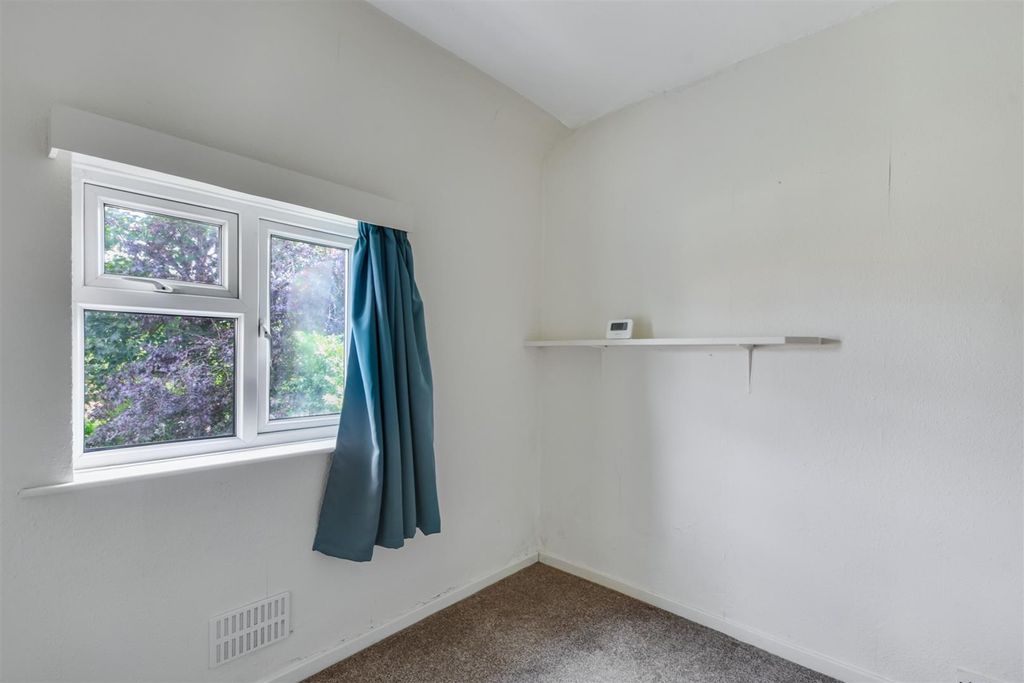 Additional image 10 of 3 bed property for saleWollaton Road, Beeston, Nottingham NG9
