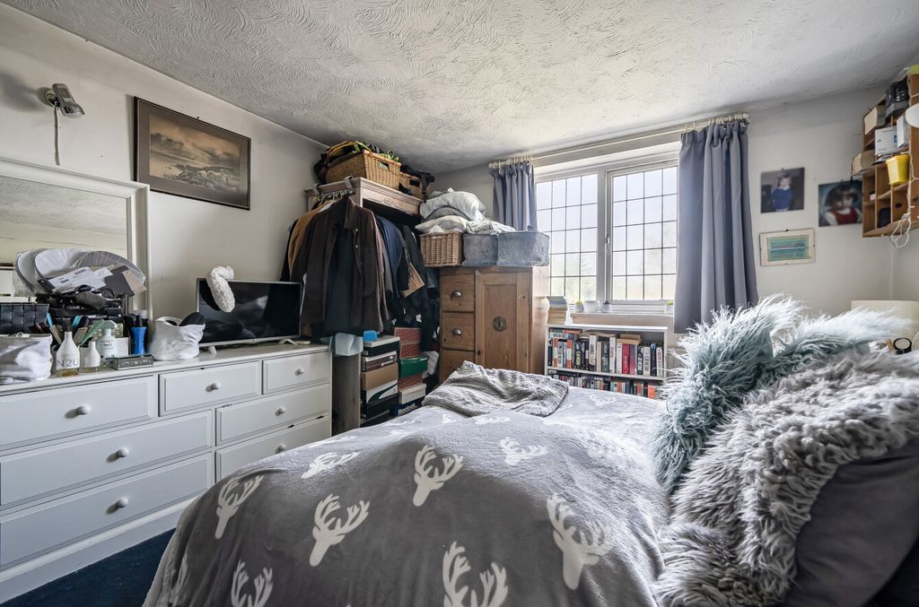 Additional image 16 of 4 bed semi-detached house for saleAlben Road, Binfield, Bracknell, Berkshire RG42