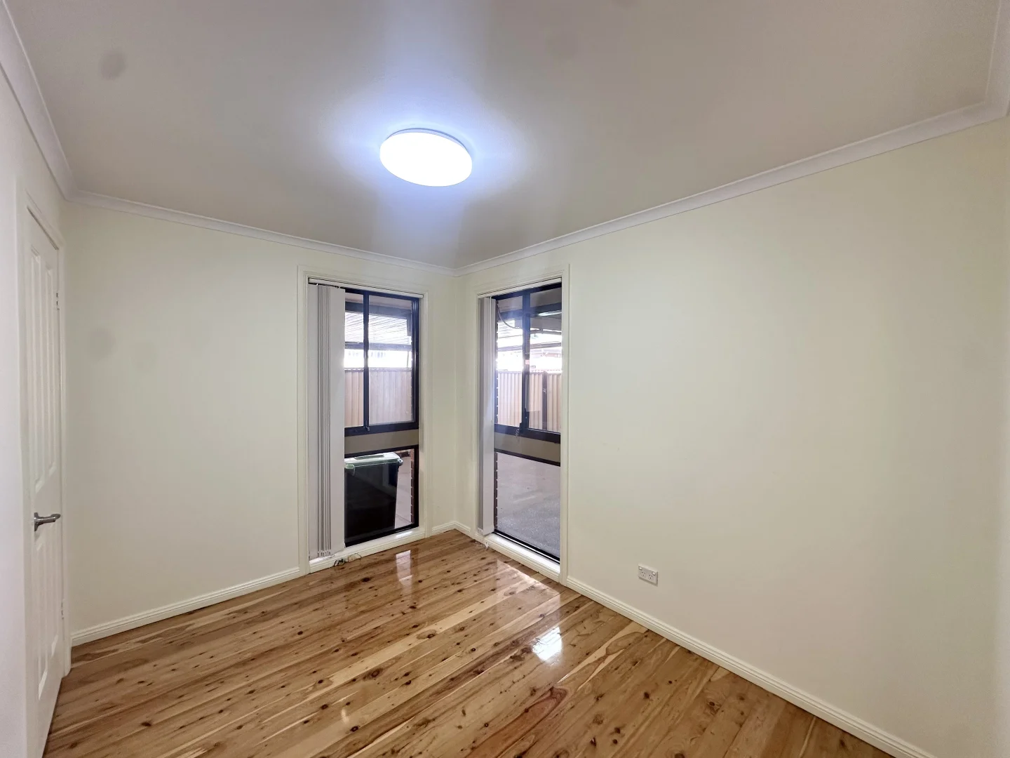 Additional image 10 of 4 Murrumbidgee St, Bossley Park NSW 2176