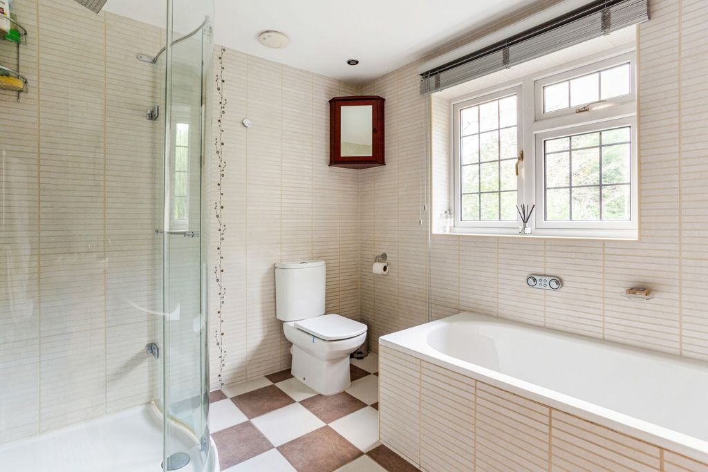 Additional image 16 of 6 bed country house for saleParsonage Lane, Farnham Common, Buckinghamshire SL2