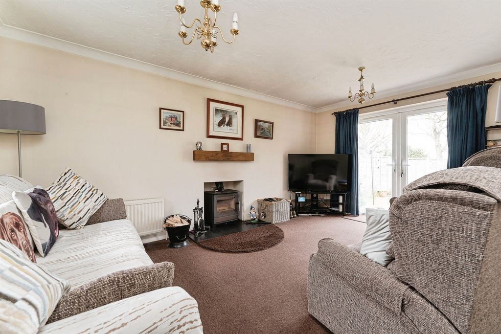 Additional image 4 of 4 bed detached house for saleChestnut Close, Brandon IP27