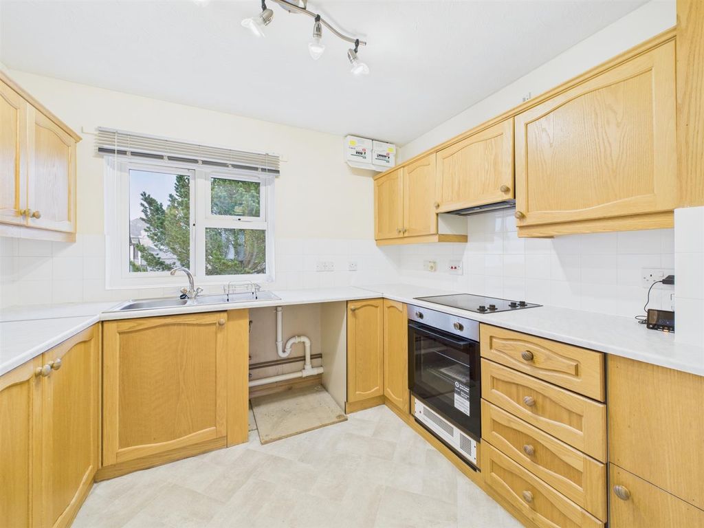 Additional image 3 of 2 bed flat for saleTown Farm Court, Braunton EX33