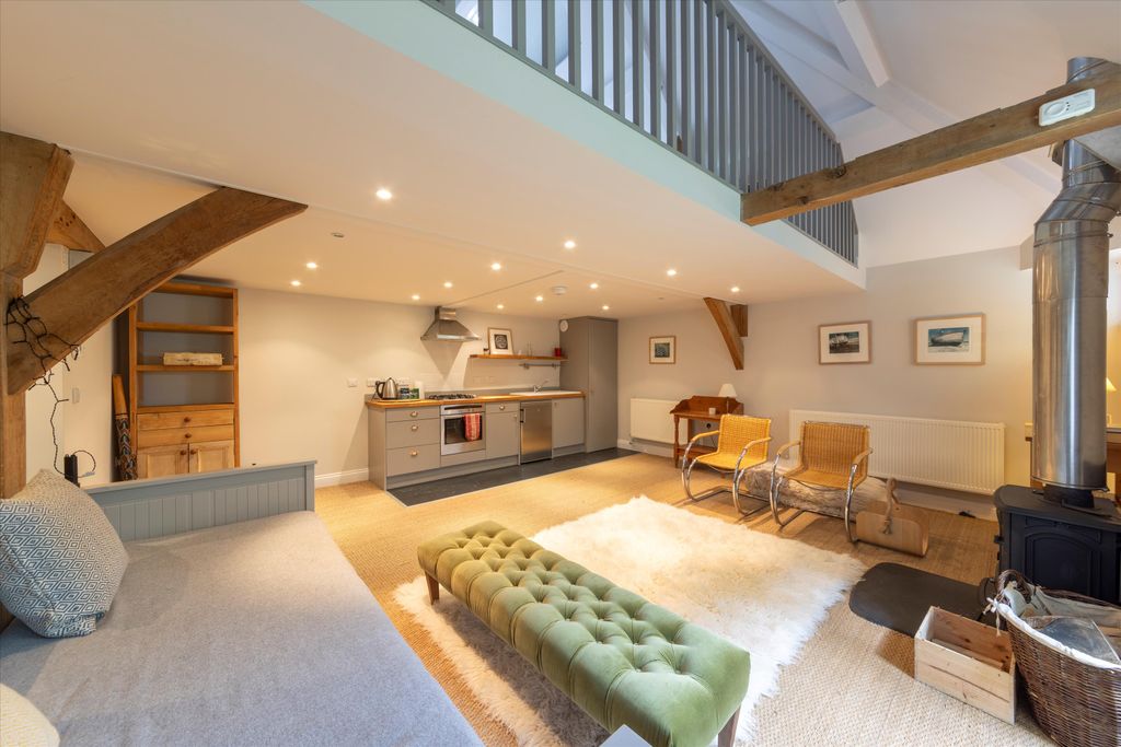 Additional image 21 of 7 bed detached house for saleStokke Common, Great Bedwyn, Marlborough, Wiltshire SN8