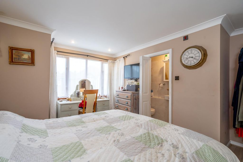 Additional image 7 of 4 bed detached house for saleWellington Road, Bognor Regis PO21