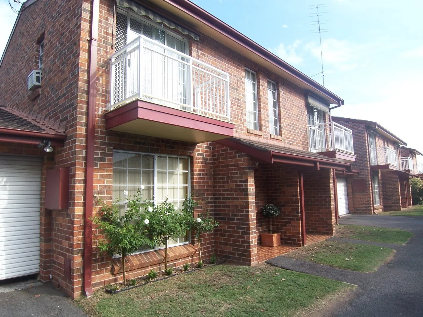 2/8 Brisbane Street, Lorn NSW 2320