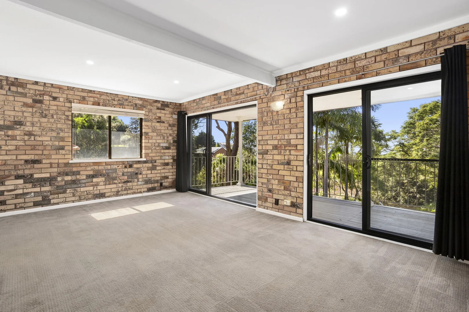 5 Shirley Close, Narraweena NSW 2099 photo 4