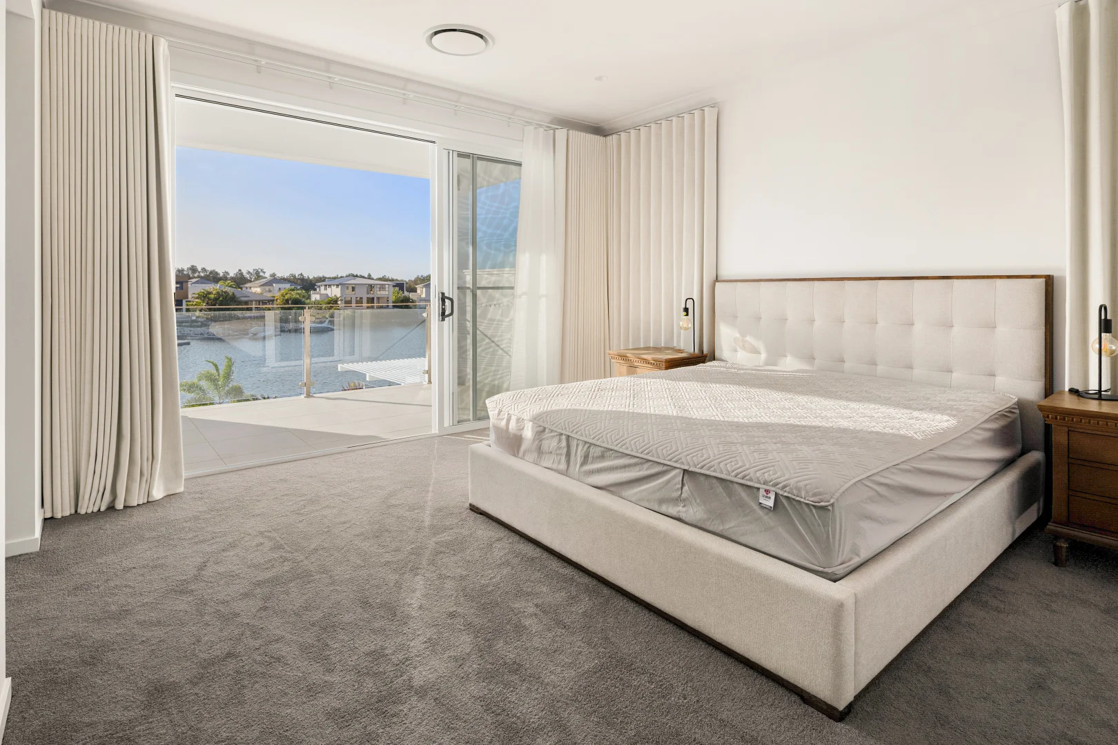 Additional image 20 of 142 Lake Serenity Bld, Helensvale QLD 4212