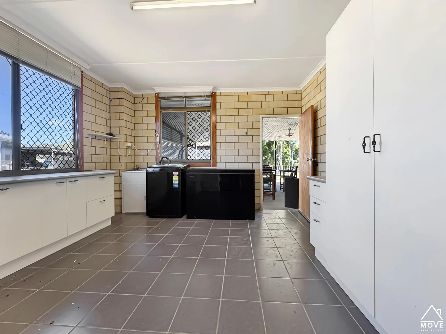 Additional image 11 of 4 Lister Street, Mosman Park QLD 4820