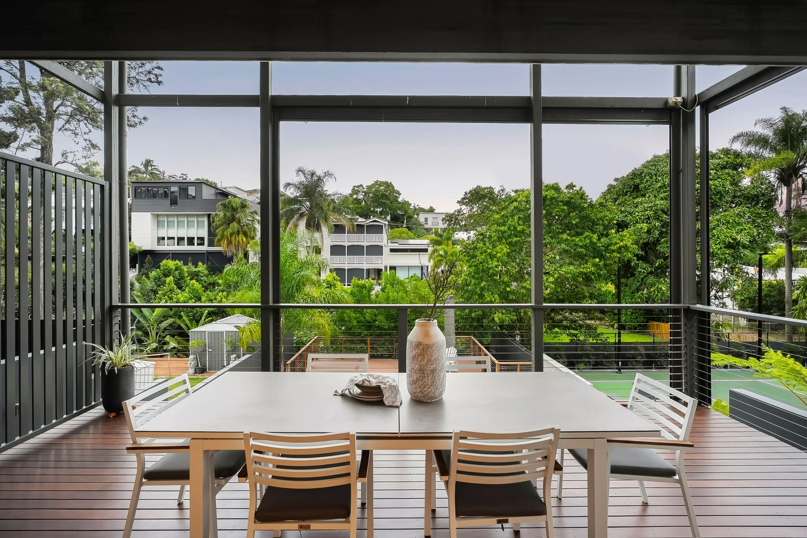 31 Pine Street, Hamilton QLD 4007