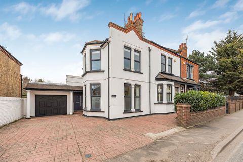 Vicarage Road, Bexley DA5