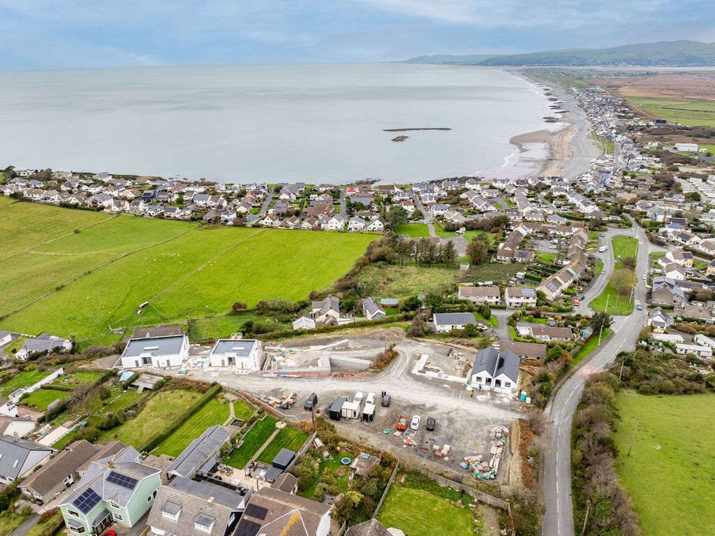 Additional image 5 of 4 bed detached house for saleGwastad Lane, Borth, Aberystwyth SY24