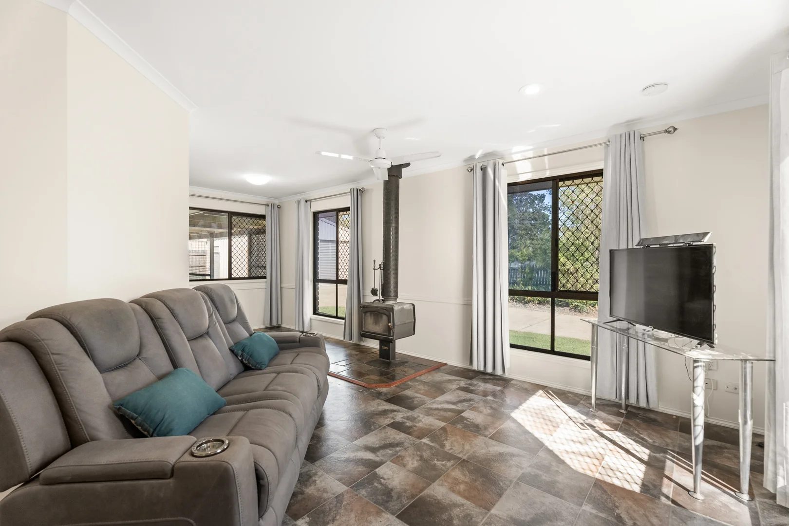 Additional image 7 of 170 Bideford Street, Torquay QLD 4655
