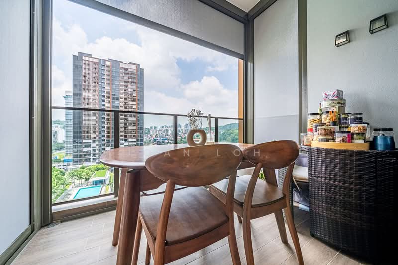 10 Hillview Rise photo 5