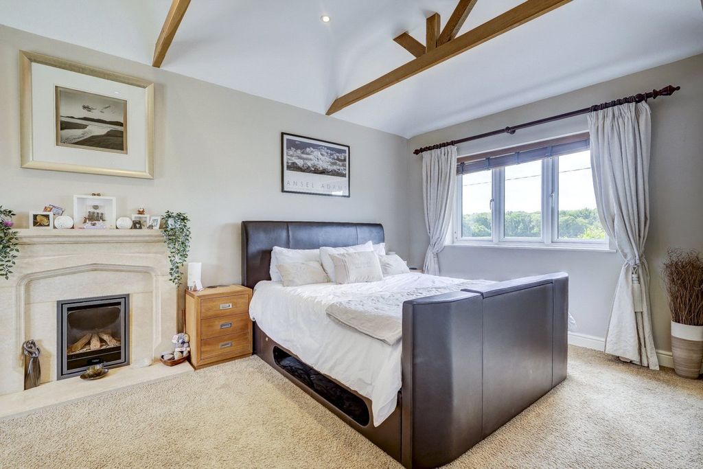 Additional image 10 of 5 bed detached house for saleGosfield Road, Gosfield, Essex CM7