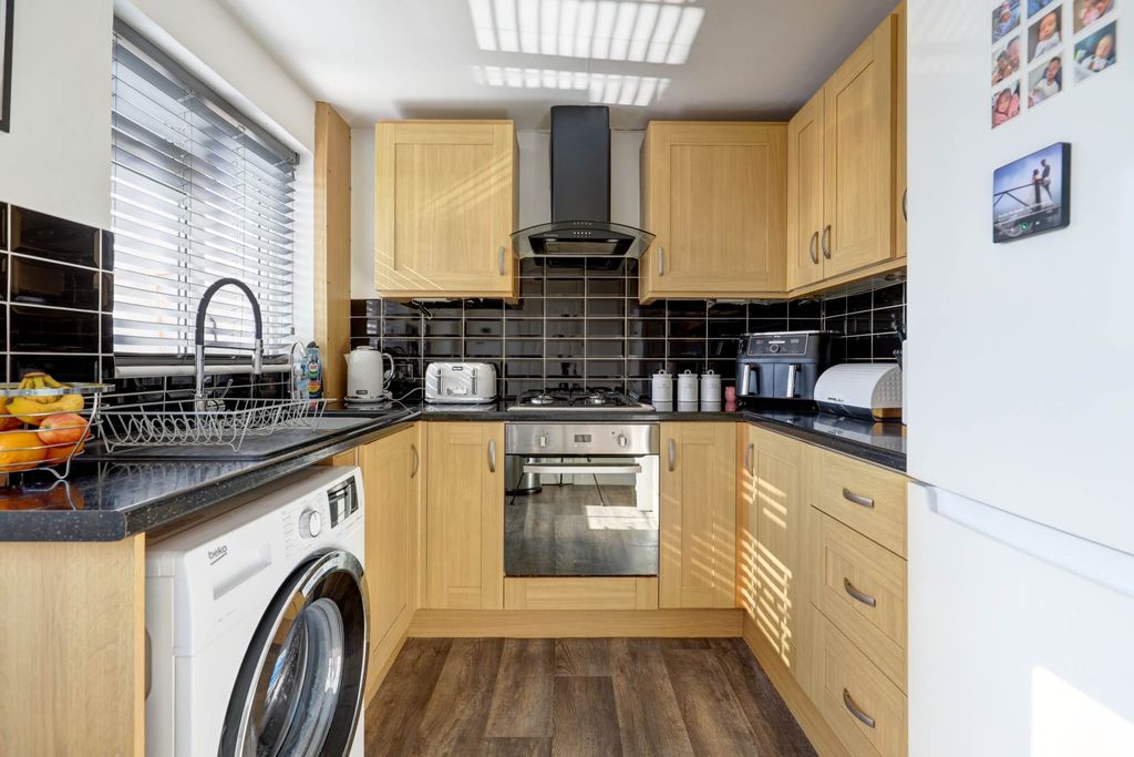 Additional image 13 of 2 bed terraced house for saleElizabeth Road, Blandford Forum DT11