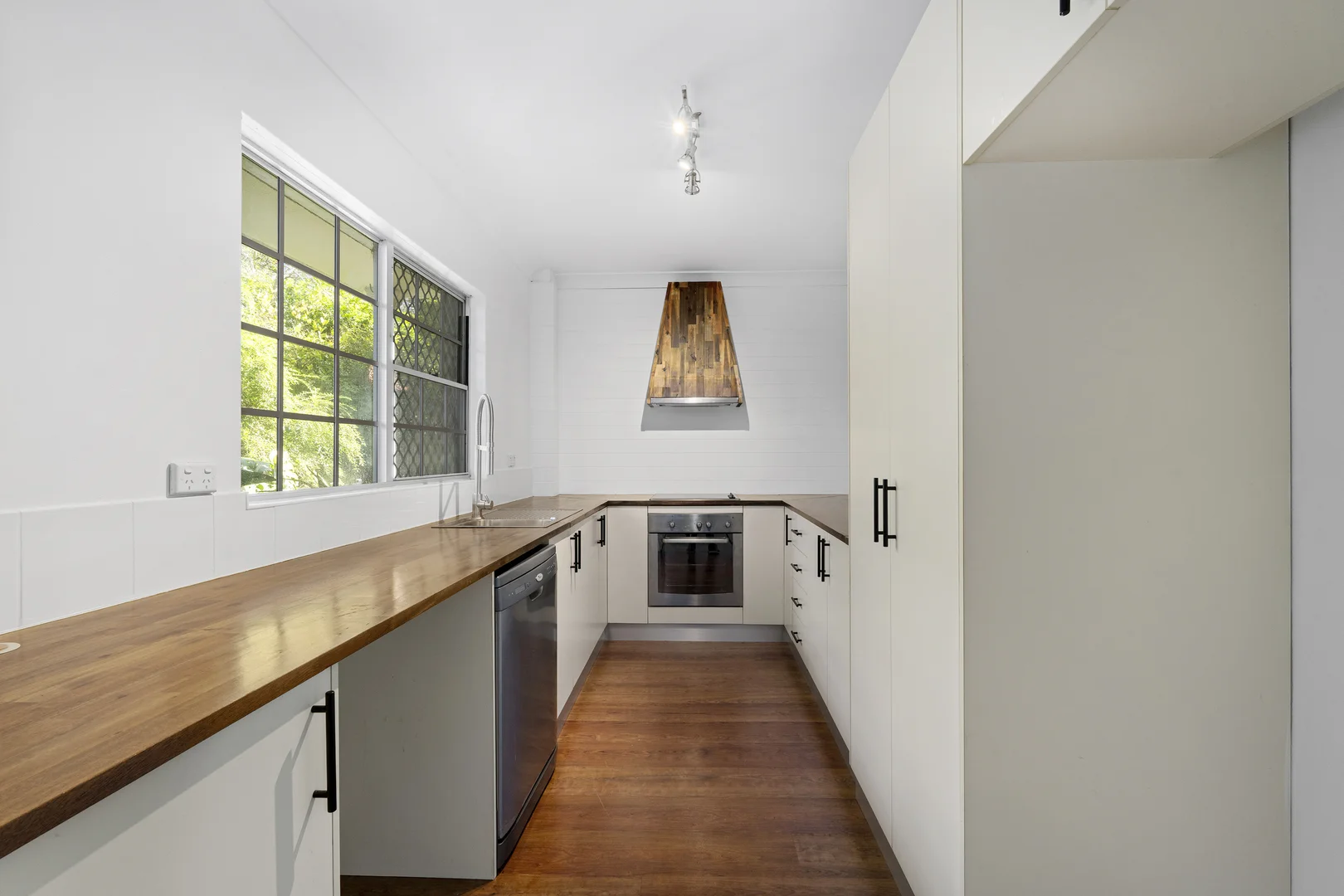 Additional image 2 of 1/31-33 Banksia Road, Caringbah NSW 2229
