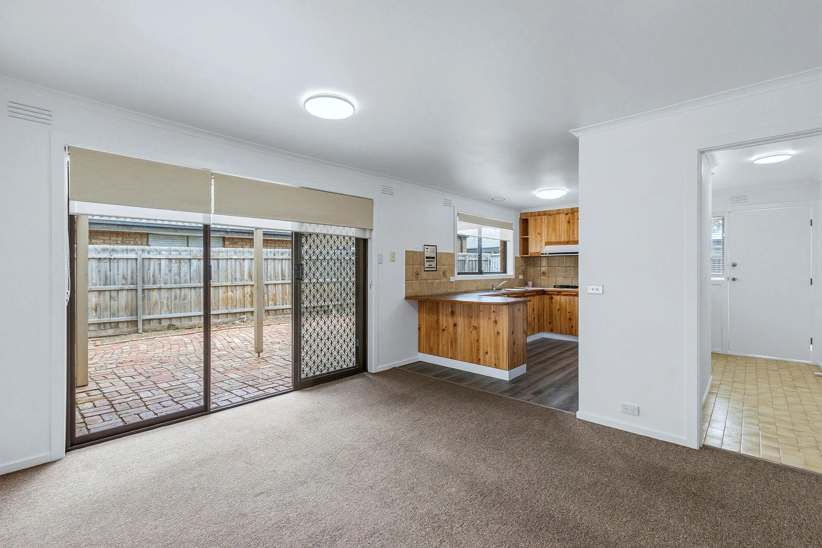 6 McKellar Avenue, Hoppers Crossing VIC 3029 photo 3