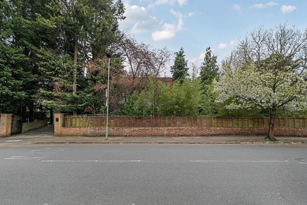 Additional image 39 of 6 bed detached house for saleSouth Hill Road, Bromley BR2