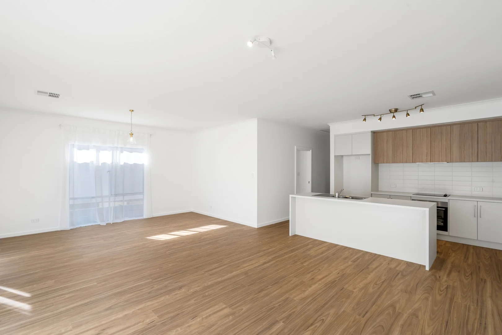 4A Allen Dr, Para Hills SA 5096