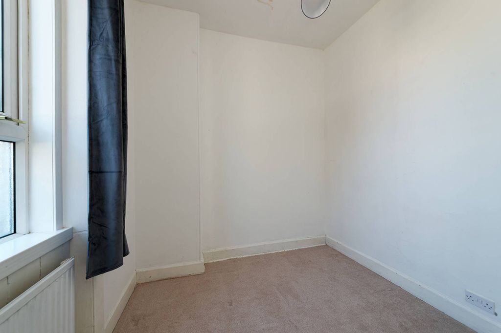 Additional image 14 of 2 bed flat for saleWell Street, Moffat, Dumfries And Galloway DG10
