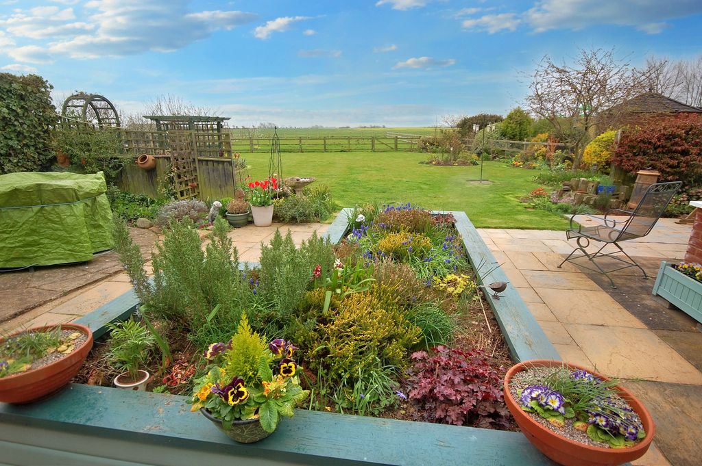 Additional image 3 of 3 bed detached bungalow for saleStation Road, North Thoresby DN36