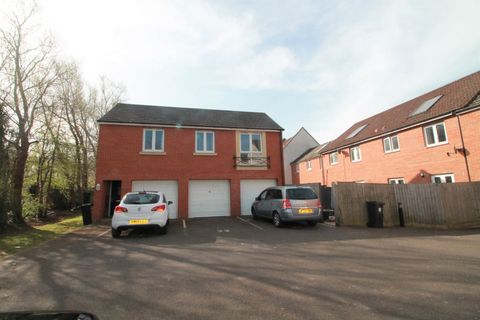 East Fields Road, Bristol BS16