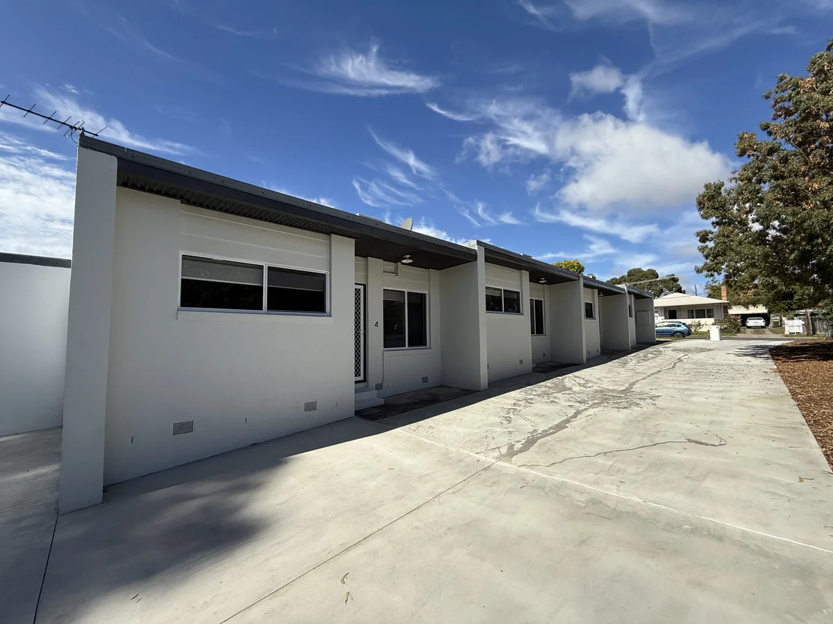 2-3/1 Tantallon Avenue, Hamilton VIC 3300