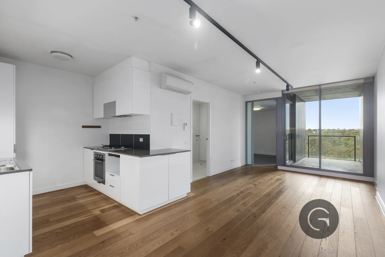 604/12 Trenerry Crescent, Abbotsford VIC 3067
