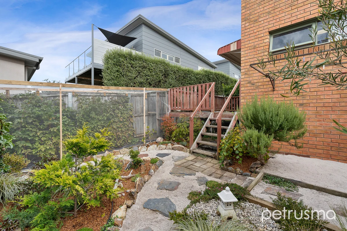 Additional image 18 of 10/180 Roslyn Avenue, Blackmans Bay TAS 7052
