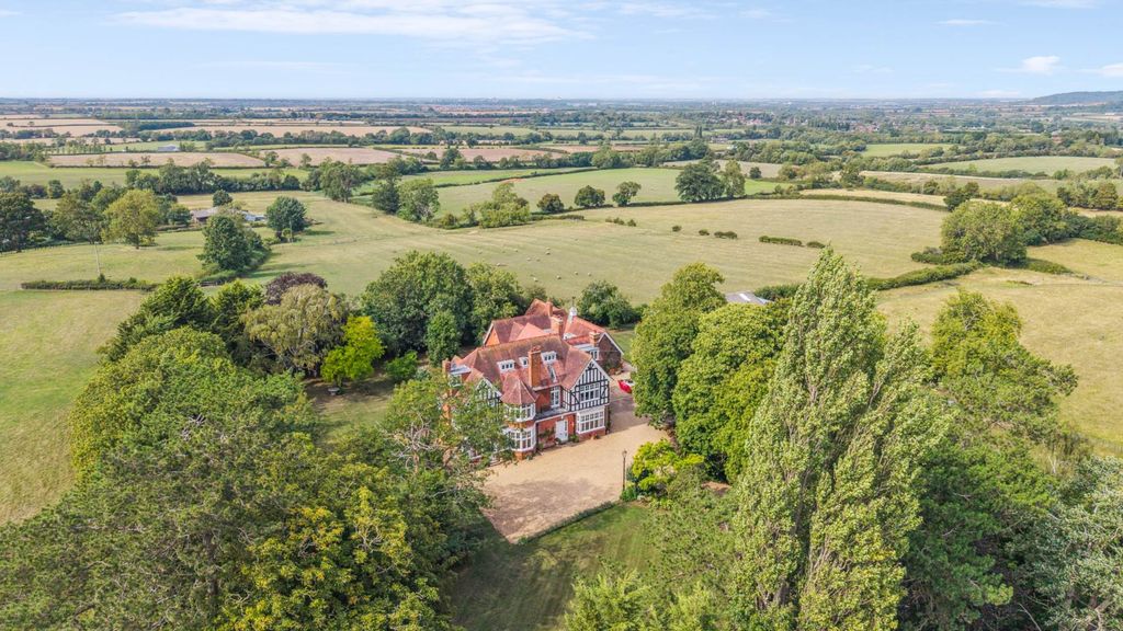 Additional image 2 of 7 bed property for saleStewkley Road, Soulbury LU7