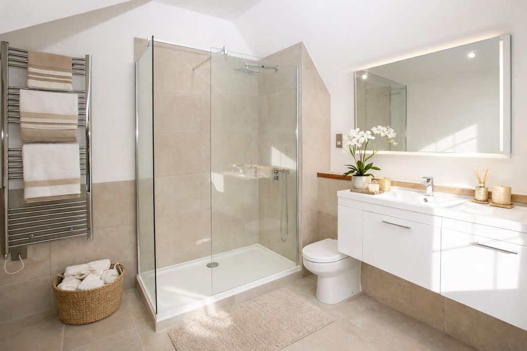 Additional image 8 of 2 bed flat for saleShenfield Road, Shenfield, Brentwood CM15