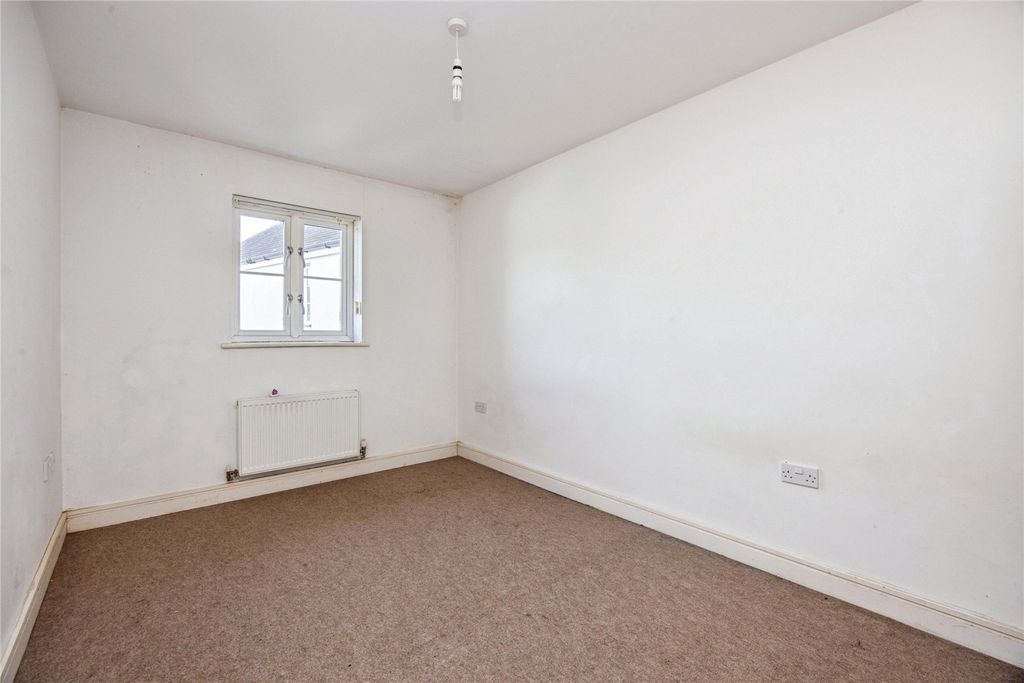 Additional image 8 of 2 bed flat for saleCrockwell Street, Bodmin, Cornwall PL31