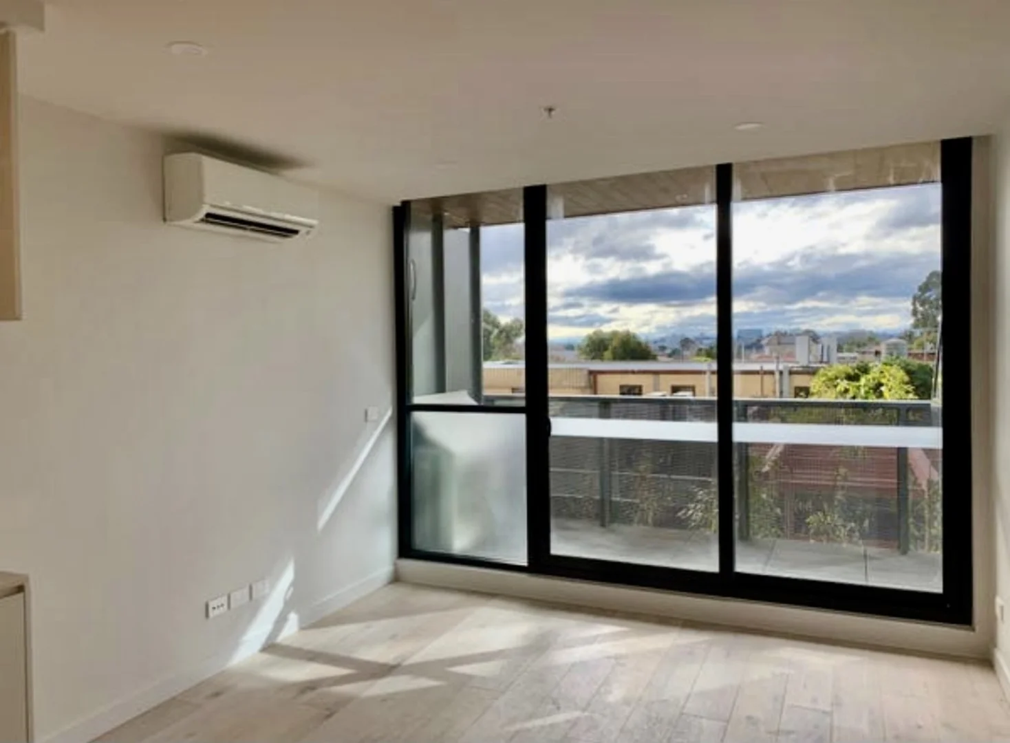 Additional image 2 of 207/999 Whitehorse Road, Box Hill VIC 3128