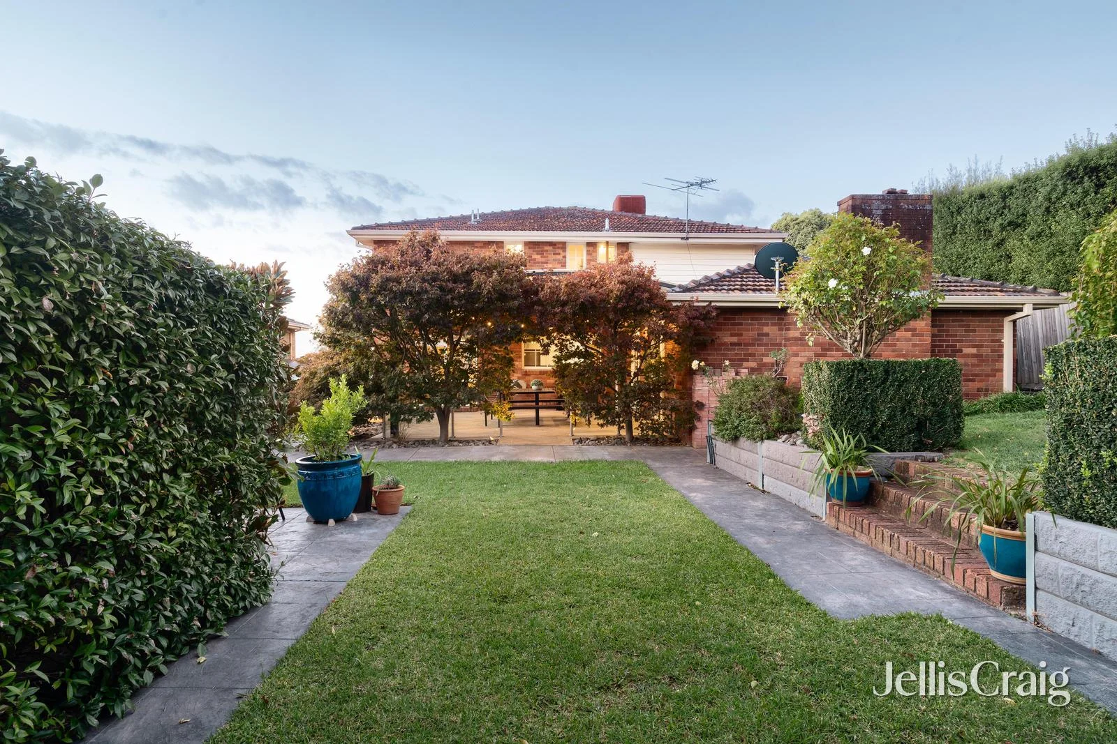 Additional image 15 of 52 Huntingfield Drive, Doncaster East VIC 3109