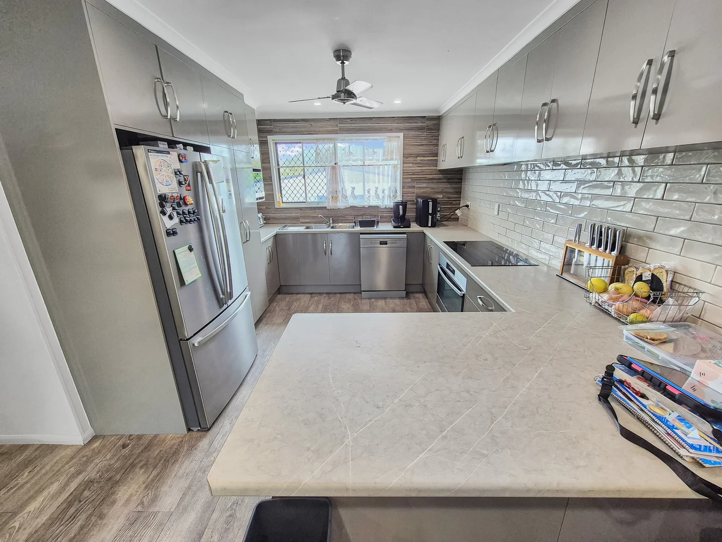 Additional image 8 of 11-13 Shrubsole Street, Collinsville QLD 4804