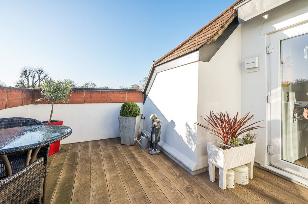Additional image 16 of 2 bed flat for saleBeckenham Grove, Beckenham, Kent BR2