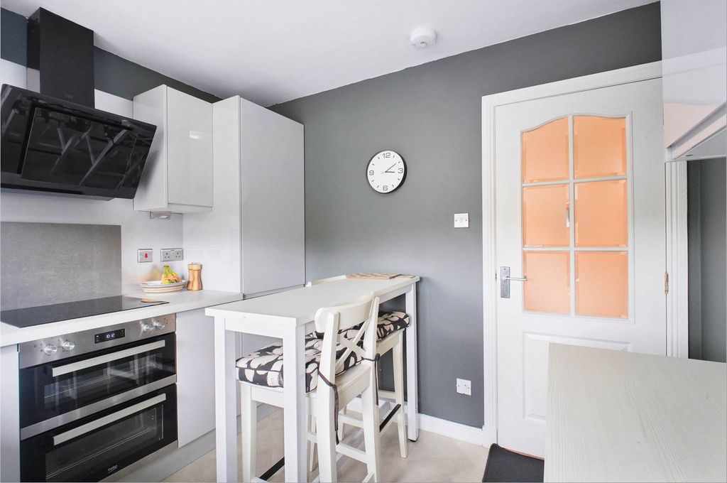 Additional image 9 of 2 bed flat for salePowmill Gardens, Prestwick KA9