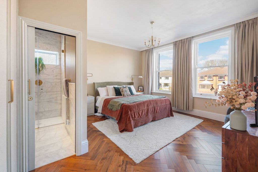 Additional image 10 of 3 bed flat for saleBromley Grove, Bromley BR2