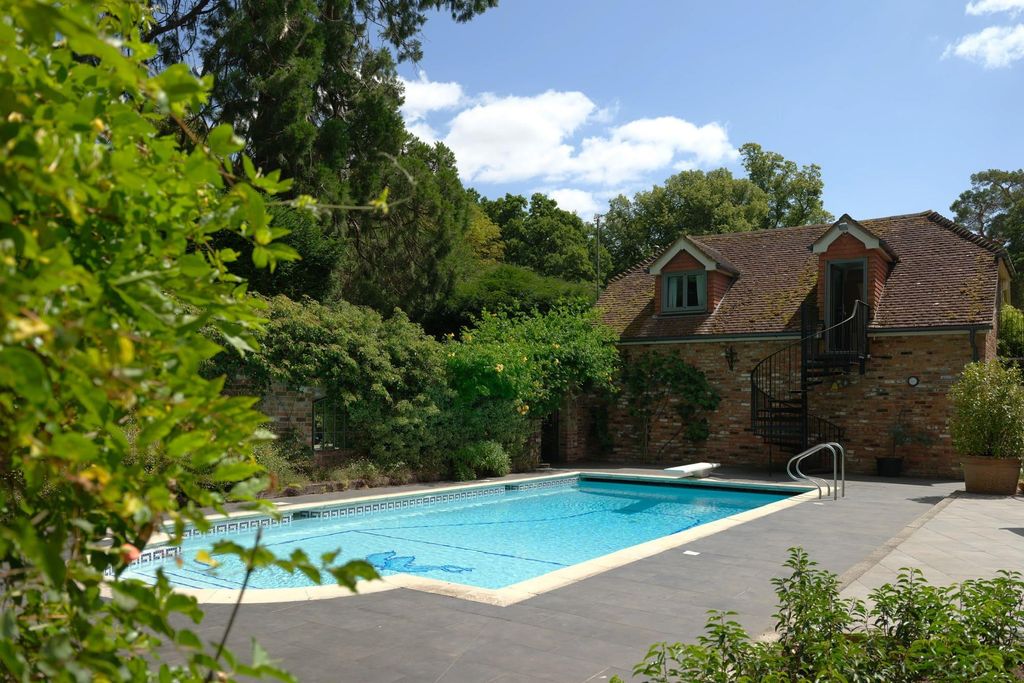 Additional image 28 of 5 bed detached house for saleParkside, Henley-On-Thames, Oxfordshire RG9