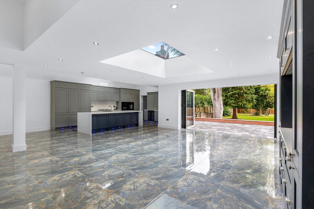 Additional image 8 of 7 bed detached house for saleRussell Road, Moseley, Birmingham B13