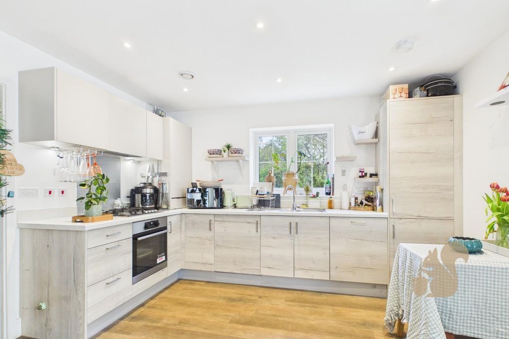 Additional image 3 of 2 bed flat for saleLegg Close, Braintree CM7