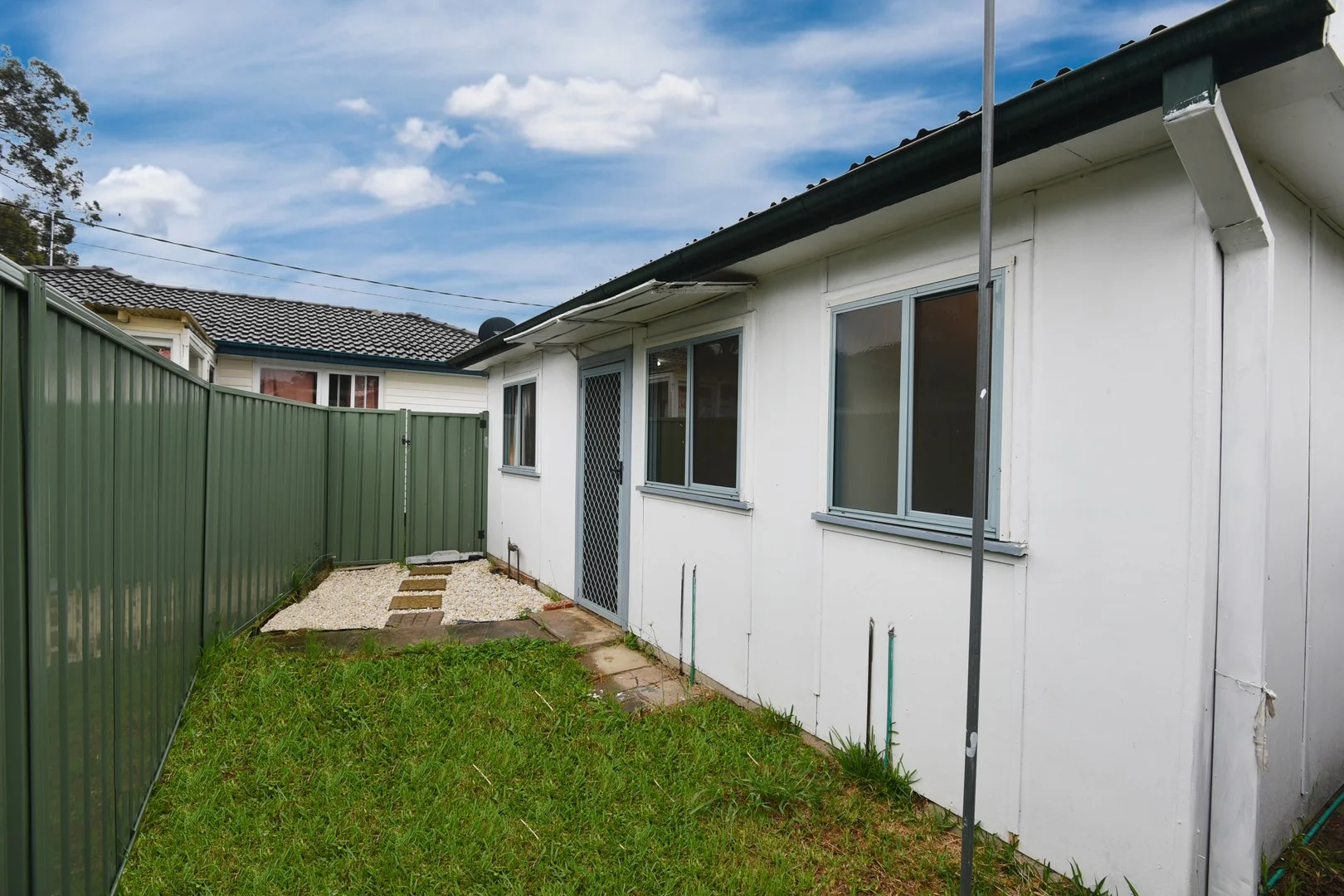 16A Quakers Rd, Marayong NSW 2148