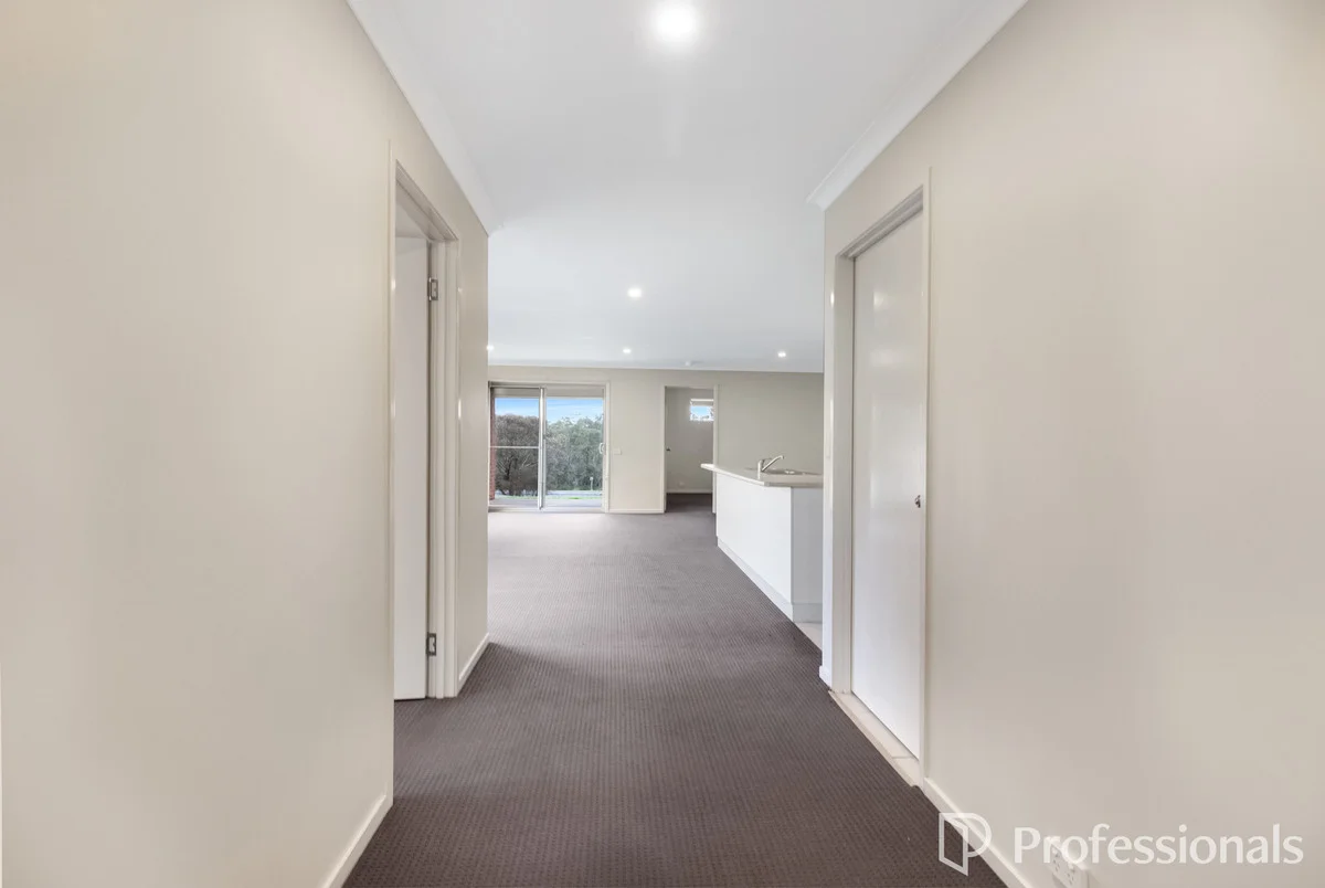 Additional image 2 of 11 Sunvale Crescent, Estella NSW 2650