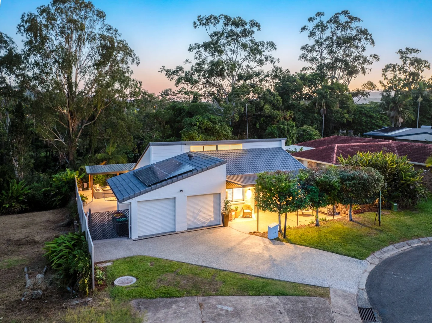39 Bartlett Avenue, Nerang QLD 4211 photo 4