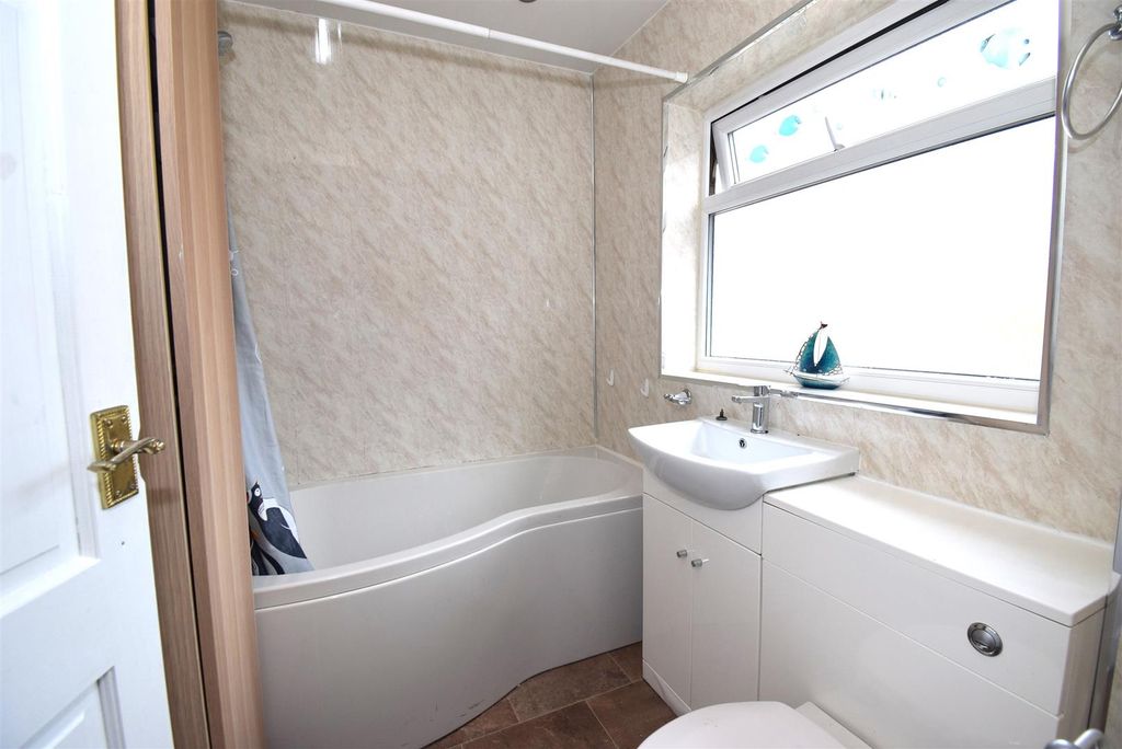 Additional image 11 of 2 bed flat for saleBrownlow Road, South Shields NE34